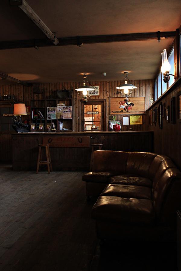 Cowboys Guest Ranch Hotel Voghera Exterior photo